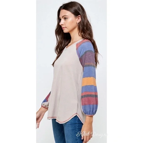 LAST 1! V Neck Slub Brush Stripe Contrast Top! - Picture 4 of 4